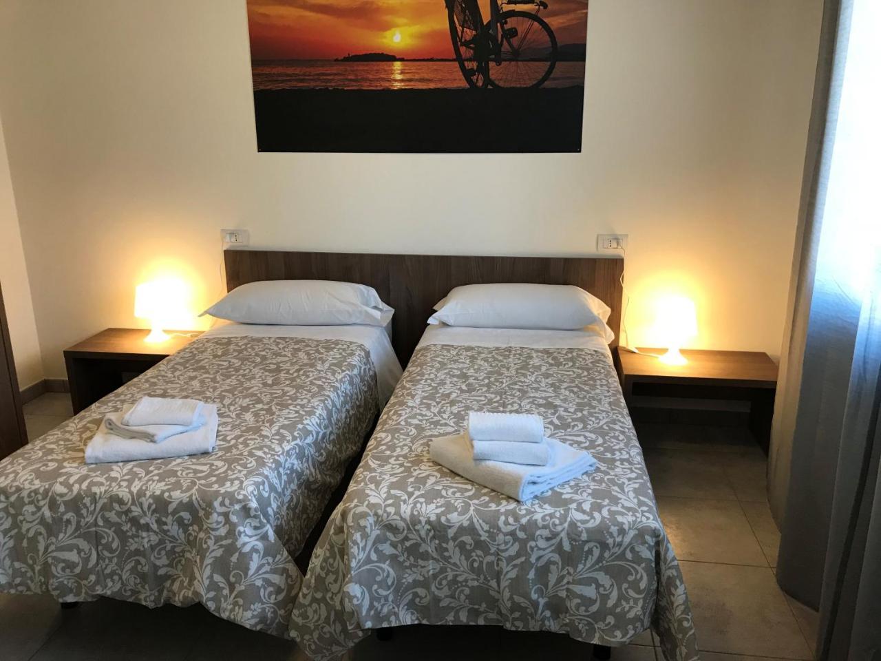 Hotel Bed & Bike Cesena Exterior foto